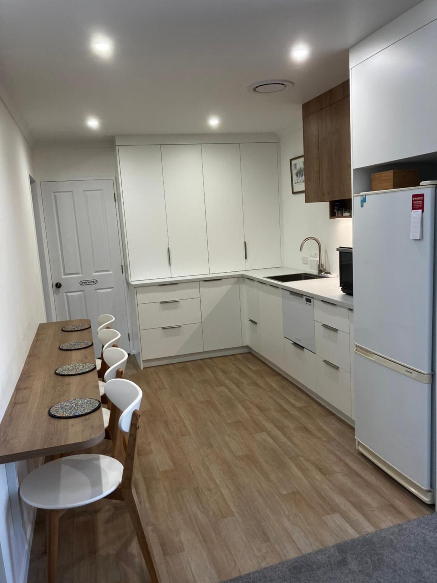 Close, Convenient & Comfortable Cambridge Exterior foto